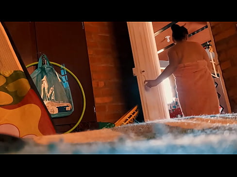 ❤️ ពូដើរតាមខ្ញុំចូលបន្ទប់ទឹក គាត់ថើបខ្ញុំពេលខ្ញុំងូតទឹក។ ❤️❌ អាសអាភាសរឹង នៅពួកយើង% km.liporno.ru% ❌❤